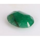 Single loose oval facet cut emerald, 2.9ct