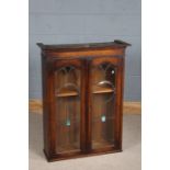1920's/30's oak and leaded bookcase top, having a pair of leaded coloured glazed doors with