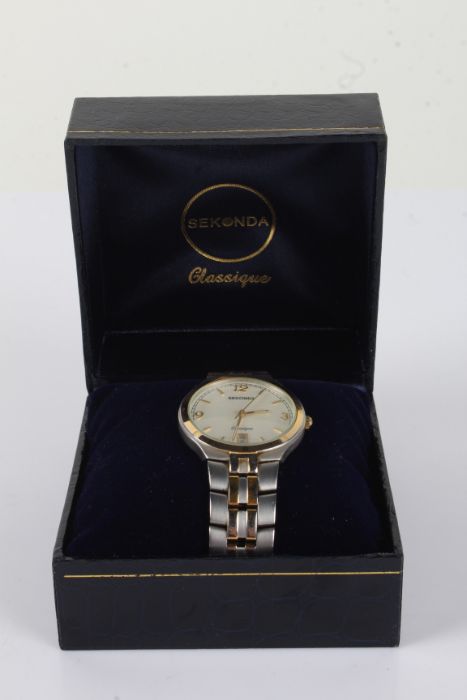 Sekonda Classique gentleman's stainless steel and gilt wristwatch, the signed linen effect dial with
