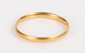 Unmarked Yellow coloured metal wedding band, ring size M, 1.3g