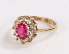 9 carat gold red stone and clear paste set ring, ring size M, 2.7g