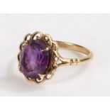 9 carat gold ring set with a central amethyst, ring size N 1/2,  2.4 grams