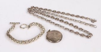 Silver chain link necklace together with a silver pendant and a white metal bracelet (3)