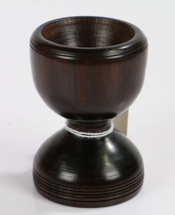 Lignum Vitae salt, 8cm high