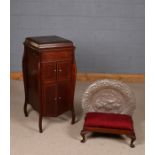 Edwardian mahogany inlaid gramophone cabinet (lacking gramophone), together with a 1930's oak