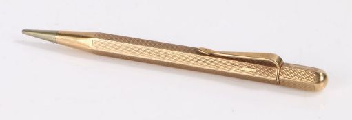 Rose 9 carat gold propelling pencil, gross weight 22.7g