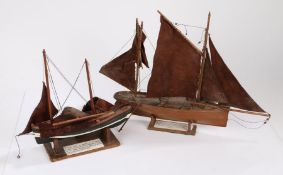 Model of a Lowestoft fishing boat LT112 "Boy William", 50cm wide, 39cm high, model of a Zulu built