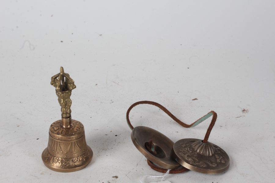 Pair of small Tibetan musical symbols, together with a small Tibetan hand bell (2)