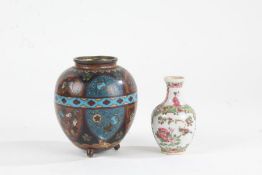 Small Chinese famille rose baluster vase with figural decoration, 8cm high, Cloisonné enamel