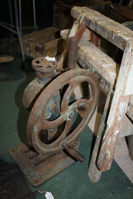 Bradon no.8 cast iron pillar drill