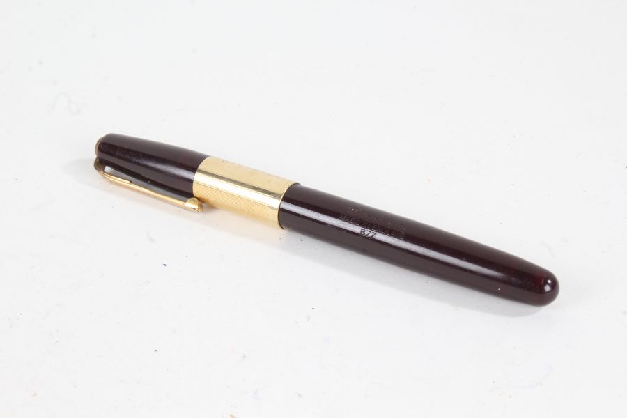 Waterman's 877 fountain pen, with yellow metal banded lid