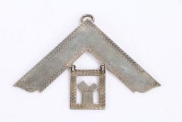 George V silver Masonic pendant, London 1925, maker Toye & Co, with presentation inscription dated