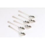 Set of six George V silver teaspoons, Sheffield 1913, maker Larder & Burgess, with scroll and