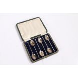 Set of six George V silver seal top tea spoons, Sheffield 1922, maker Cooper Brothers & Sons Ltd.