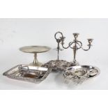 Silver plated ware, to include tazza, tureen and cover with detachable handle, oval serving dish,
