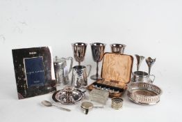 Silver plated ware, to include presentation trowel dated 1914, two picture frames, Art Nouveau style