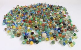 Large collection of various marbles, 19th century and later, various sizes, to include some onyx (