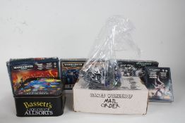 Collection of Warhammer figures and models, to include Battle for Macragge, Chaos Khorne Berzerkers,