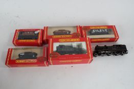 Collection of Hornby rolling stock, to include 14 ton tank wagon - R 6069, mineral wagon - R 6057,