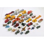 Collection of model vehicles to include Dinky, Matchbox, Lesney, Corgi James Bond Aston Martin DB5