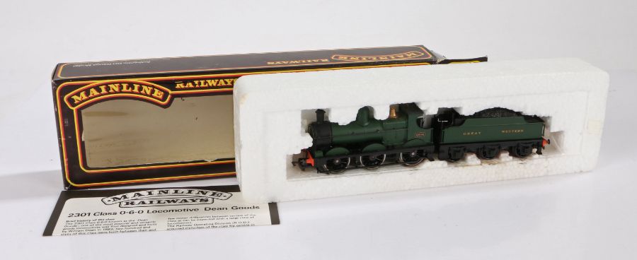 Mainline Railways OO gauge 54156 2301 Class (Dean Goods) 0-6-0 locomotive G.W.R green, boxed