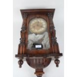 Early 20th Century Vienna style wall clock, the dial with Roman numerals, twin train movement