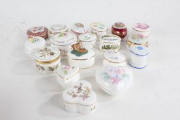 Collection of various porcelain trinket boxes, various makers to include Limoges and Coalport (qty)