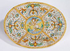 Italian Maiolica plate, late 16th Century, Urbino, in the manner of Antonia Patanazzi, with a