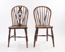 19th Century Thames Valley Windsor chair, the arched back with pierced fleur-de-lis splat flanked by