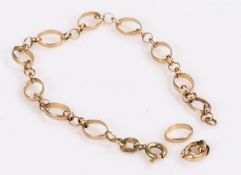 9 carat gold bracelet (broken), 1.7 grams
