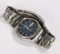 Seiko Quartz 4004 gentleman's stainless steel wristwatch