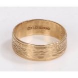 9 carat gold ring with a bark effect to the outside, ring size S gross weight 4.4 grams