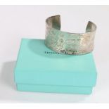 Tiffany & Co sterling silver bracelet with "New York" inscribed onto the front, dated 2005 gross