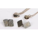 Two silver necklaces together with a pair of silver cuff links, gross weight 23.1 grams  (4)