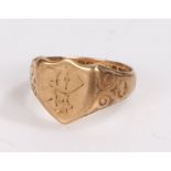 9 carat gold signet ring in the form of a shield, ring size P and a half gross weight 3.8 grams