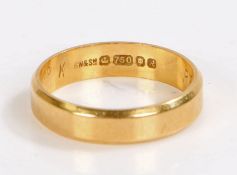 18 carat gold wedding band, ring size K  gross weight 2.9 grams