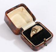 9 Carat gold signet ring, Ring size Y gross weight 5.0 grams