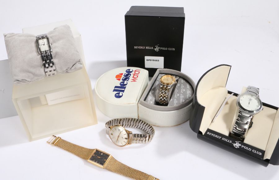 Gentlemen's and ladies wristwatches, to include two Accurists, Ellesse with box, DKNY with box,