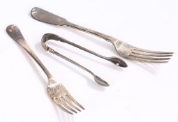 Two Victorian silver dessert forks, pair of silver sugar tongs, 3.1oz