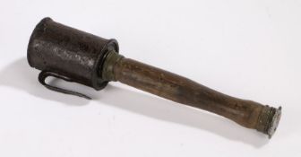 First World War German M16 stick grenade (Stielhandgranate), charge head with belt clip, wooden