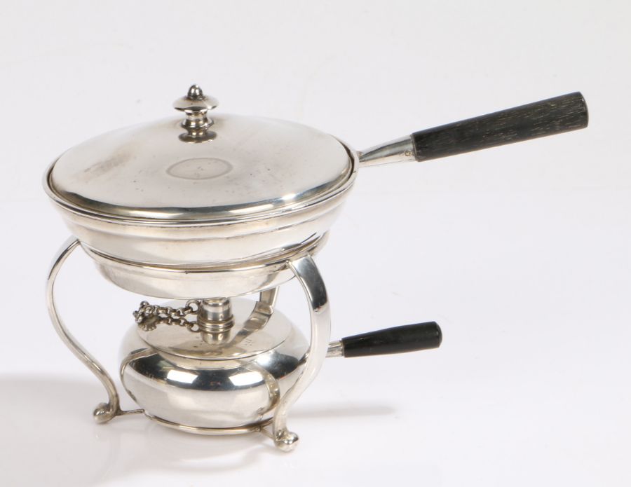 Udall & Ballou Sterling silver pan and burner, the lid with a squat finial above the arched legs and