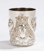 Elizabeth II silver cup, London 2002, maker Grant MacDonald Silversmiths, with depiction of a