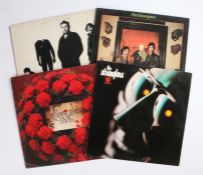 4 x Stranglers LPs to include Black And white (UAK 30222), with die cut inner sleeve. IV (SP70011).