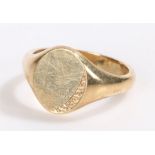 9 carat gold signet ring, the oval head with a flower head arch to the edge, 8 grams, ring size W