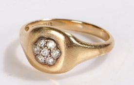 9 carat gold ring, set to the head with seven paste stones, 5.4 grams, ring size W