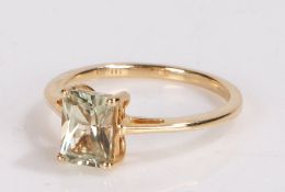 9 carat gold Czarite set ring, the baguette Czarite with a four claw mount and slender shank, 1.8