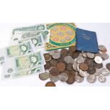 Collection of coins and banknotes, to include various coins, a coin set, decimal set, also