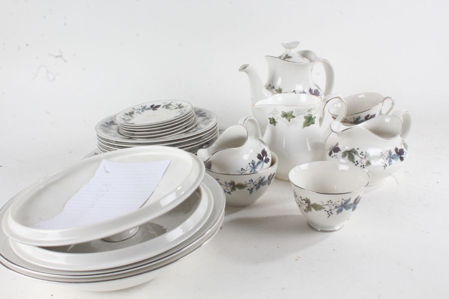 Royal Doulton Burgundy pattern dinner, tea and coffee service, to include coffee and teacups, tea