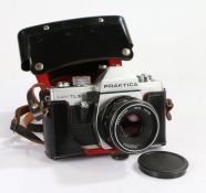 Praktica Super TL 3 camera, with a Pentacon auto 1.8/50 lens, housed in a hard shell case