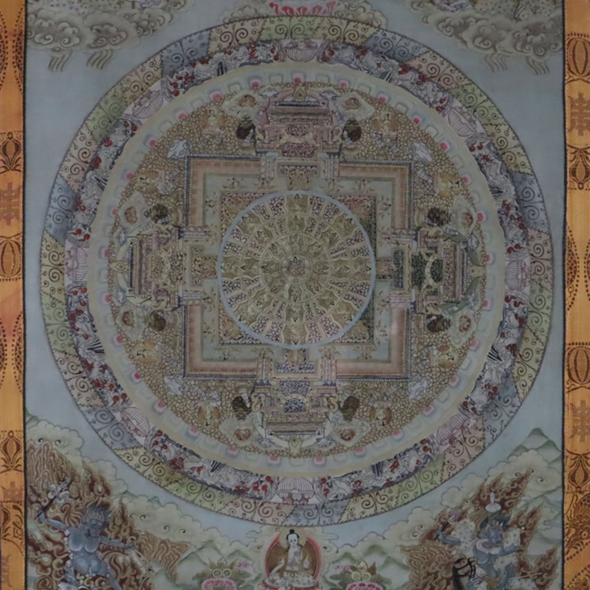 Mandala-Thangka der Gelugpa-Schule - Tibet/Nepal, 20.Jh., helle Gouachefarben u - Bild 2 aus 17